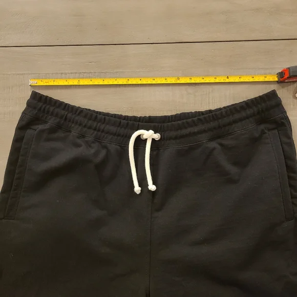 The North Face Men's Heritage Patch Black Jogger Sweatpants - XXL - Picture 7 of 8